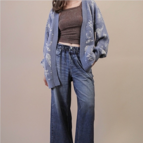 Blue western patterned Sweater - Picture 3 of 4